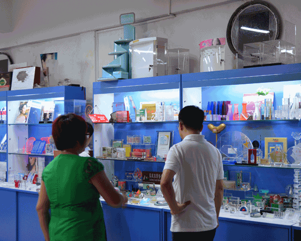 毅廷喇叭廠勇敢邁出第一步就是我們最大勝得 &mdash;牛商爭霸死黨互動學習共成長